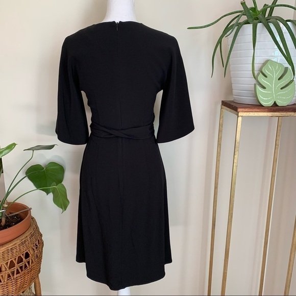 Alexis V Neck Waist Tie Dress in Black sz XS - Picture 4 of 5